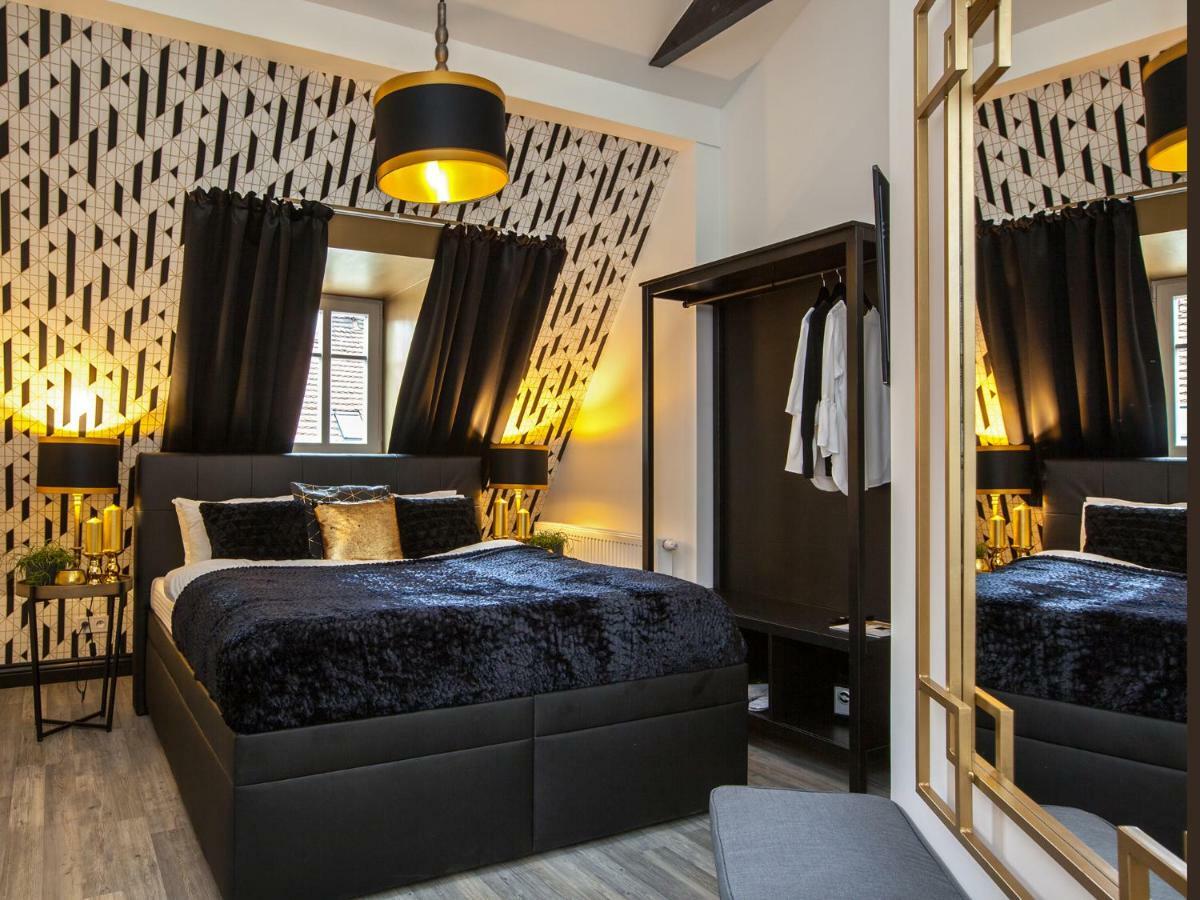 Golden Prague Rooms Bagian luar foto