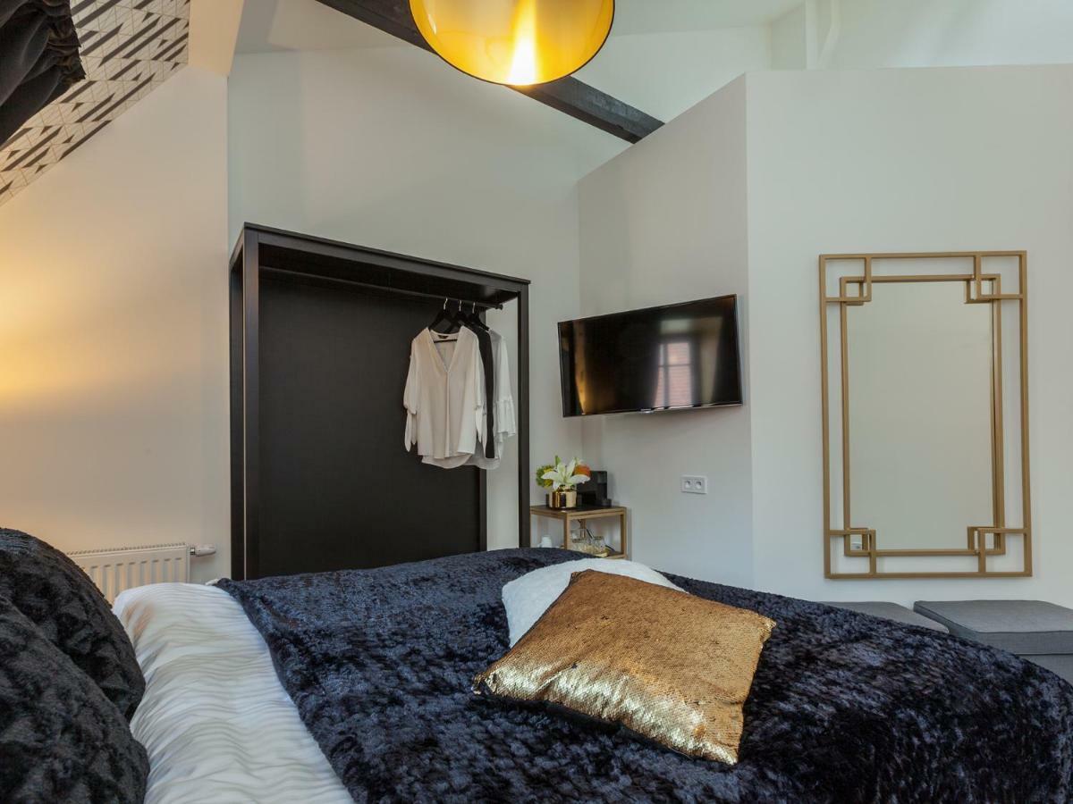 Golden Prague Rooms Bagian luar foto